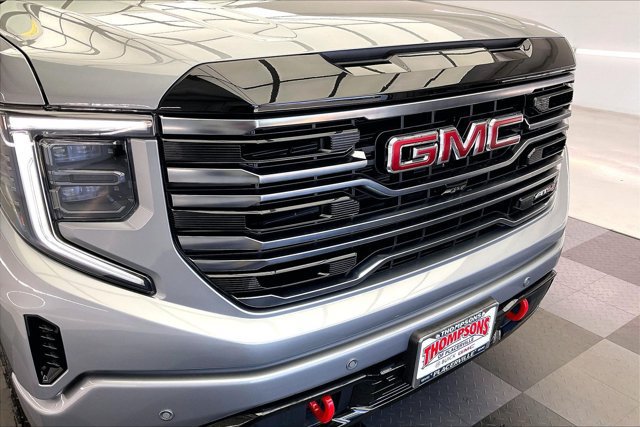 Used 2026 GMC Sierra 1500 AT4 w/ AT4 Premium Package AWD/4WD image 30