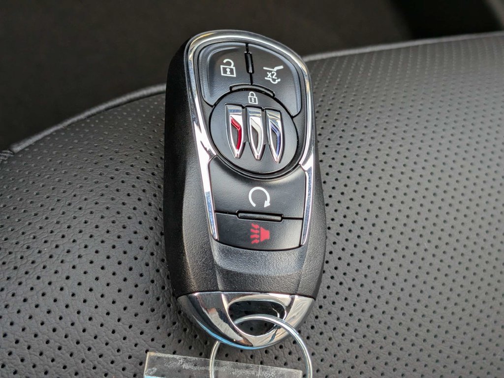New 2026 Buick Envista Avenir FWD image 33