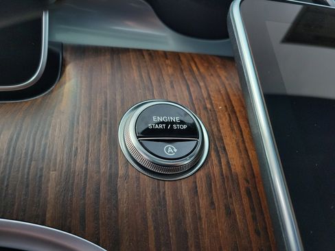 Certified 2026 Mercedes-Benz C 300 Sedan image 20