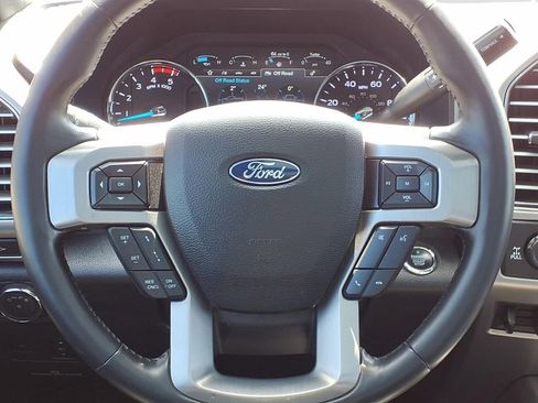 Used 2019 Ford F350 Platinum w/ Platinum Ultimate Package AWD/4WD image 22