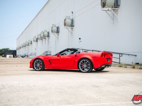 Used 2013 Chevrolet Corvette 427 w/ 1SC Preferred Equipment Group RWD image 44
