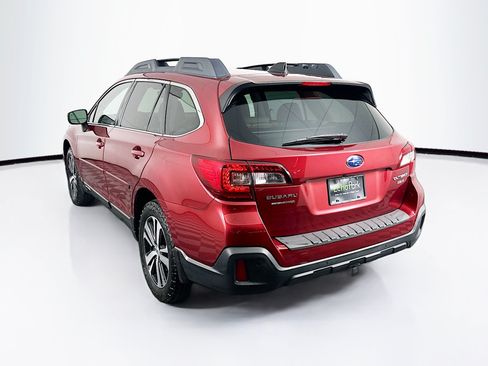 Used 2019 Subaru Outback 3.6R Limited w/ Popular Package #2 AWD/4WD image 5