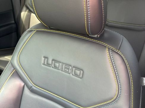 Used 2025 Ford Maverick Lobo AWD/4WD image 10
