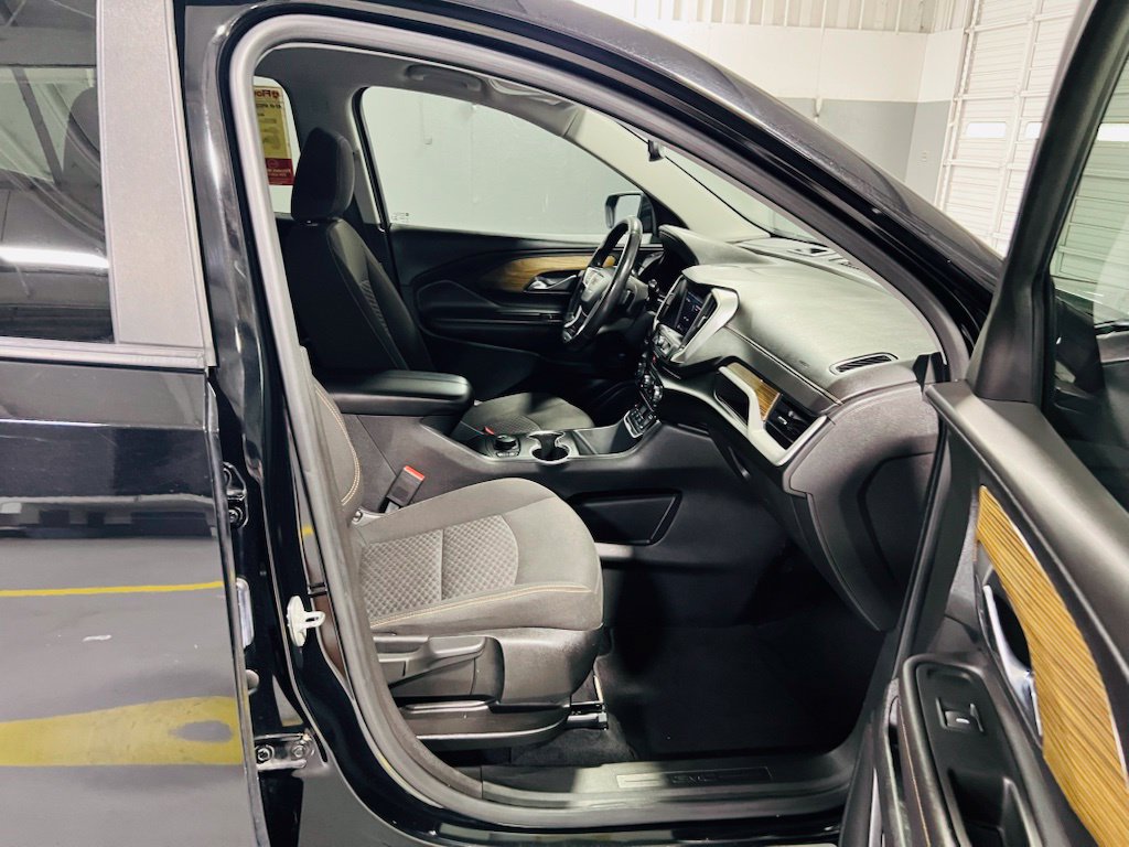 Used 2021 GMC Terrain SLE w/ Driver Convenience Package FWD image 26