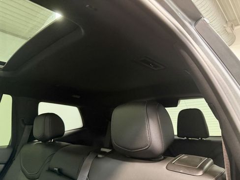 Used 2024 Cadillac XT6 Premium Luxury image 9