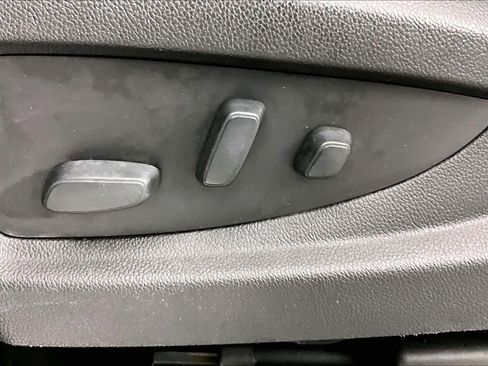 Used 2017 Chevrolet Silverado 1500 LTZ w/ Texas Edition image 27