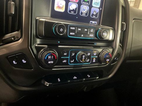 Used 2019 Chevrolet Silverado 1500 LT w/ All Star Edition image 20