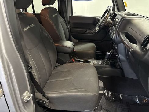 Used 2018 Jeep Wrangler Unlimited Sport AWD/4WD image 20