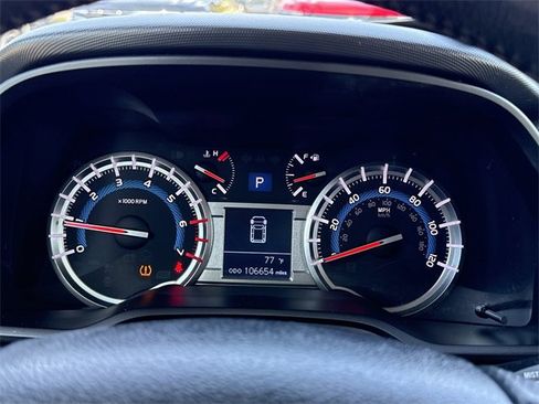 Used 2018 Toyota 4Runner SR5 image 13