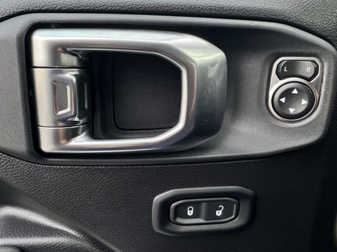 New 2026 Jeep Wrangler Sport S image 18