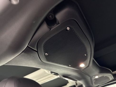 New 2025 Jeep Gladiator Rubicon image 12