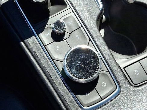Used 2023 Cadillac XT4 Sport FWD image 42