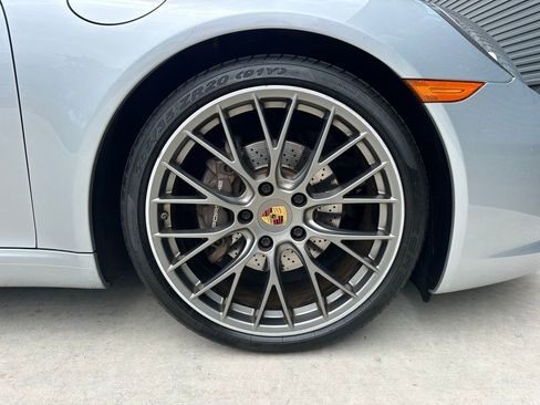 Certified 2017 Porsche 911 Carrera image 15