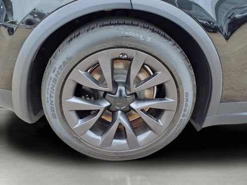 Used 2023 Tesla Model X Plaid AWD/4WD image 9