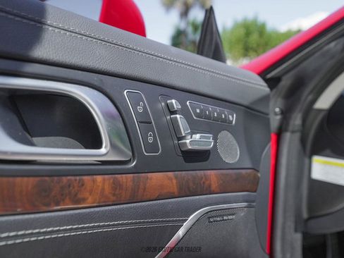 Used 2013 Mercedes-Benz SL 550 image 29