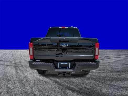 Used 2022 Ford F250 Lariat w/ Lariat Ultimate Package AWD/4WD image 5