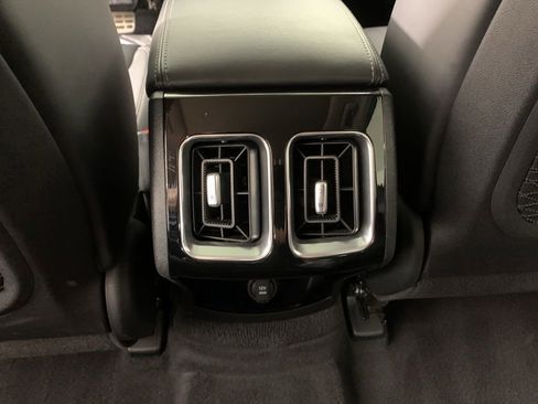 Used 2024 Kia Sorento SX AWD/4WD image 36