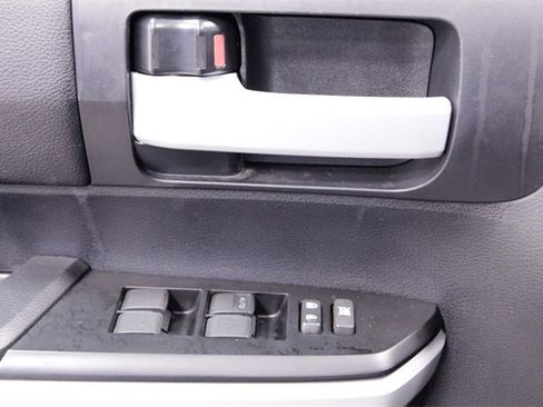 Used 2019 Toyota Tundra SR5 image 21