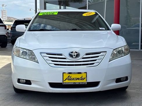 Used 2007 Toyota Camry XLE FWD image 32