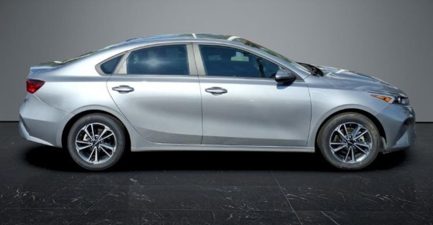 Used 2024 Kia Forte LXS FWD image 4