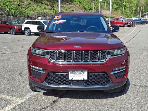Certified 2023 Jeep Grand Cherokee Limited AWD/4WD image 2