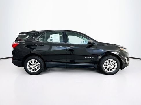 Used 2018 Chevrolet Equinox LS image 10