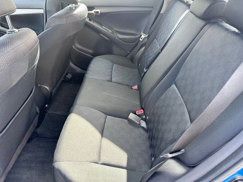 Used 2010 Toyota Matrix FWD image 6
