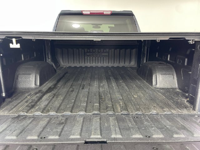 Used 2021 GMC Sierra 1500 Elevation w/ LPO, Elevation Black Package AWD/4WD image 12