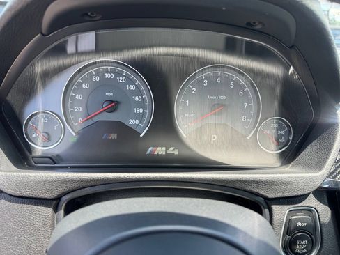 Used 2018 BMW M4 Coupe RWD image 39