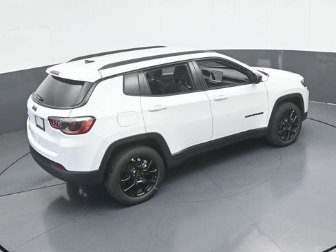 New 2026 Jeep Compass Latitude image 43