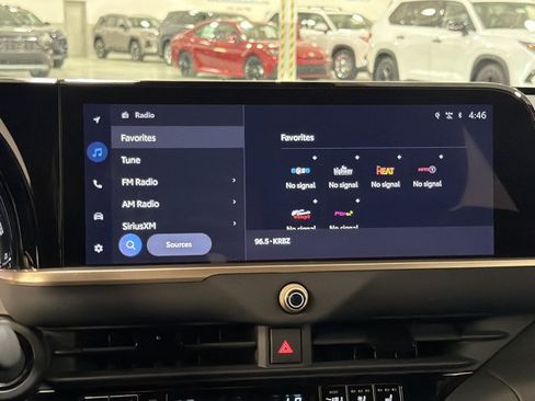Used 2025 Toyota Crown Signia w/ Advanced Technology Package AWD/4WD image 32