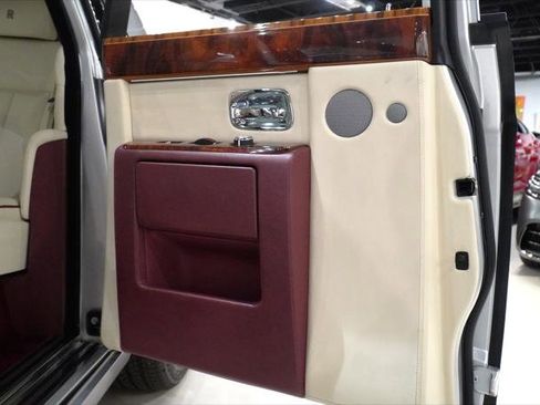 Used 2013 Rolls-Royce Phantom Sedan RWD image 20
