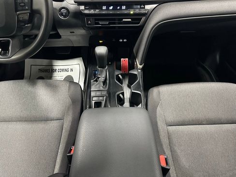 Used 2025 Toyota Camry LE image 39