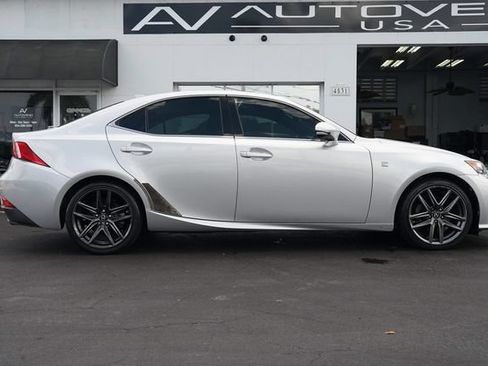 Used 2014 Lexus IS 250 w/ F-Sport Package RWD image 17