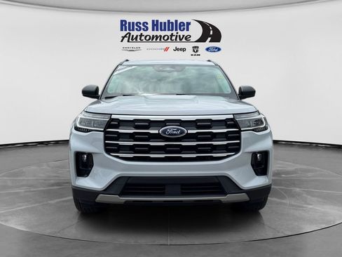 Used 2025 Ford Explorer Active w/ Active Comfort Package AWD/4WD image 10