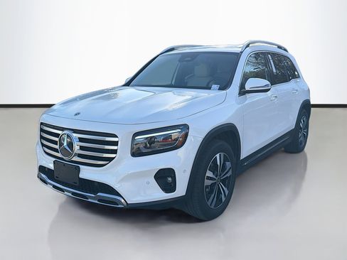 Used 2025 Mercedes-Benz GLB 250 image 7