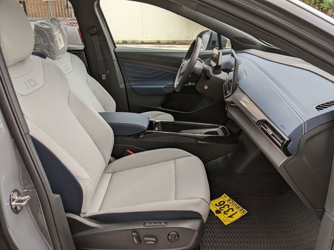 New 2025 Volkswagen ID.4 Pro S image 22
