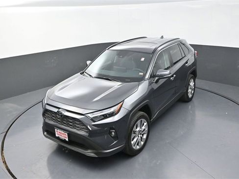 Certified 2025 Toyota RAV4 Limited image 21