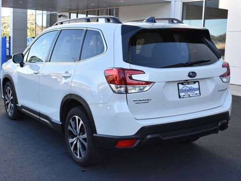 Used 2024 Subaru Forester Limited image 12