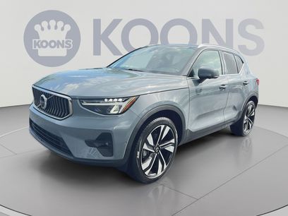 Used 2023 Volvo XC40 B5 Plus w/ Protection Package Premier