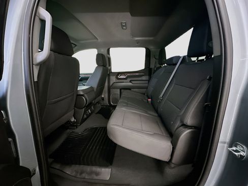 Used 2023 Chevrolet Silverado 1500 LT image 29
