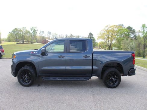 Used 2022 Chevrolet Silverado 1500 Custom Trail Boss AWD/4WD image 12