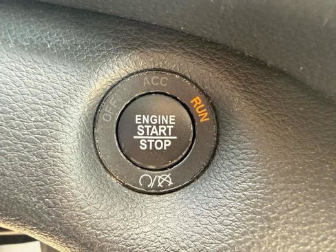 Used 2020 Jeep Cherokee Limited AWD/4WD image 17