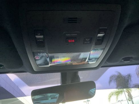 Used 2015 Lexus RC F image 24