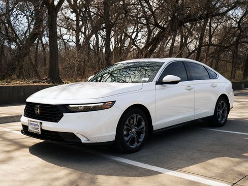 Used 2025 Honda Accord EX-L image 5