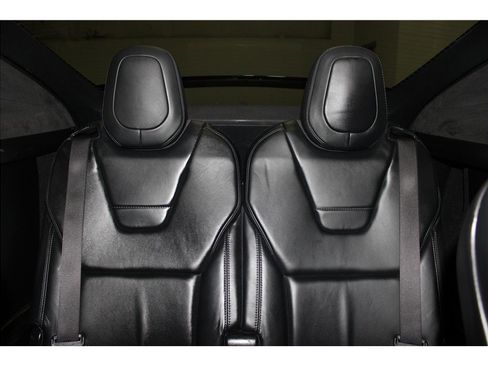Used 2017 Tesla Model X 75D image 18