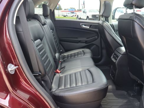 Used 2024 Ford Edge SEL w/ Convenience Package AWD/4WD image 12