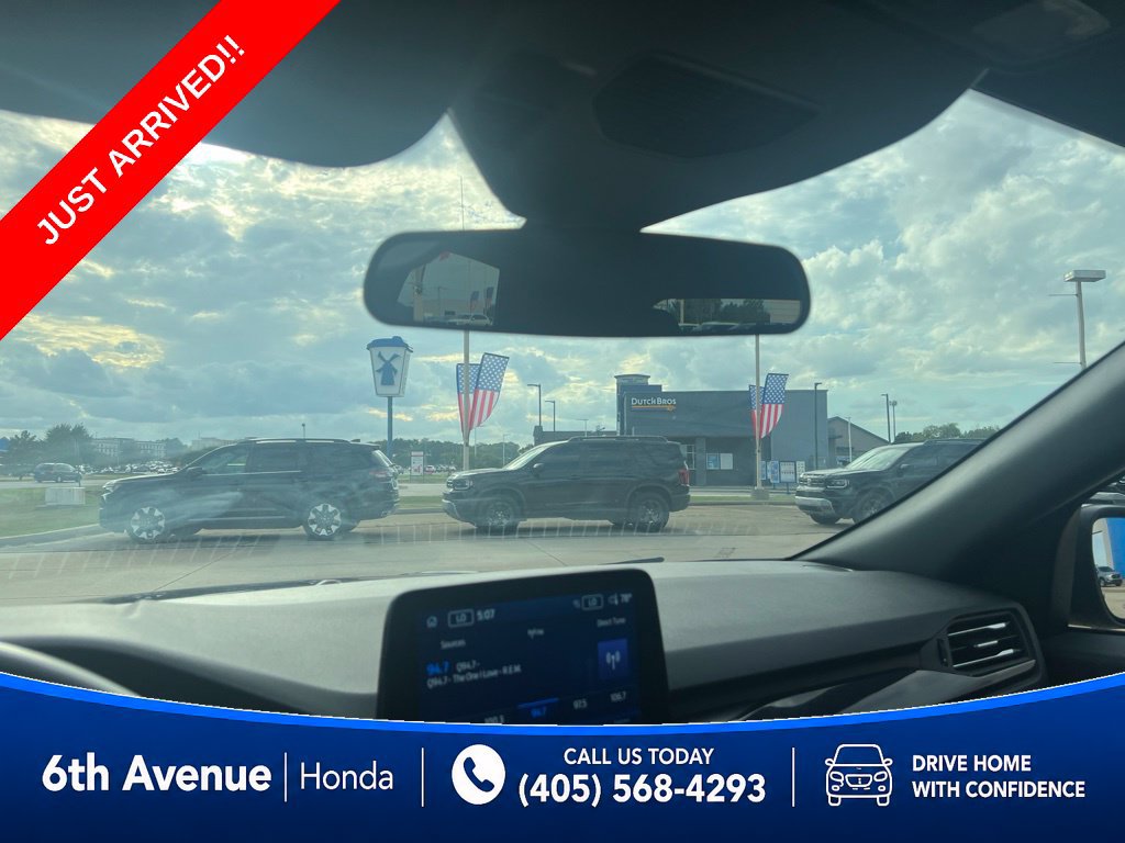 Used 2025 Ford Escape ST-Line Select AWD/4WD image 15