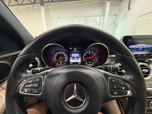 Used 2018 Mercedes-Benz C 300 Sedan w/ Premium Package image 23