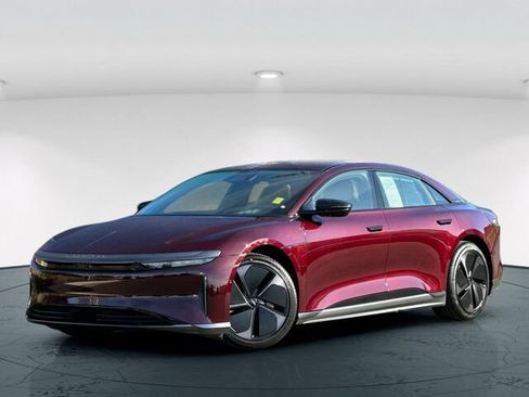 Used 2024 Lucid Air Touring image 2